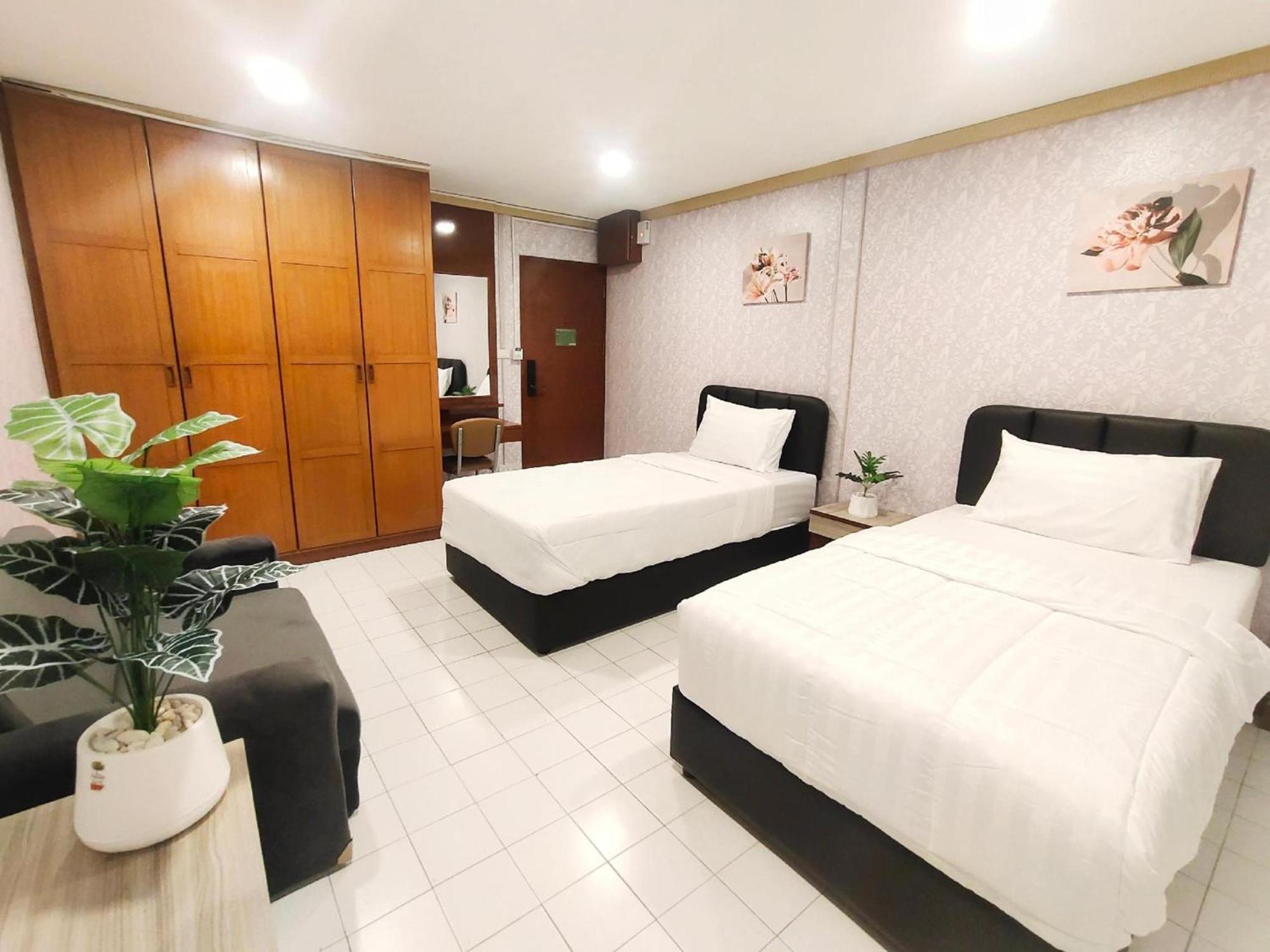 Oyo 75446 Travis Inthamara 49 Hotel Bangkok Luaran gambar