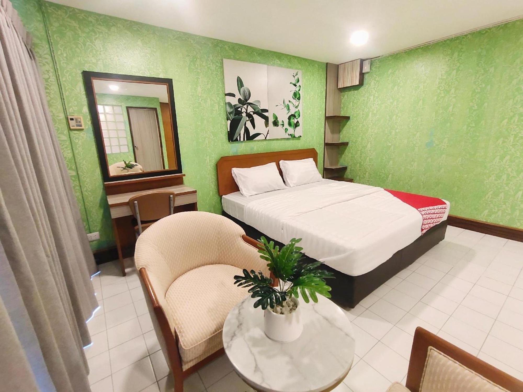 Oyo 75446 Travis Inthamara 49 Hotel Bangkok Luaran gambar